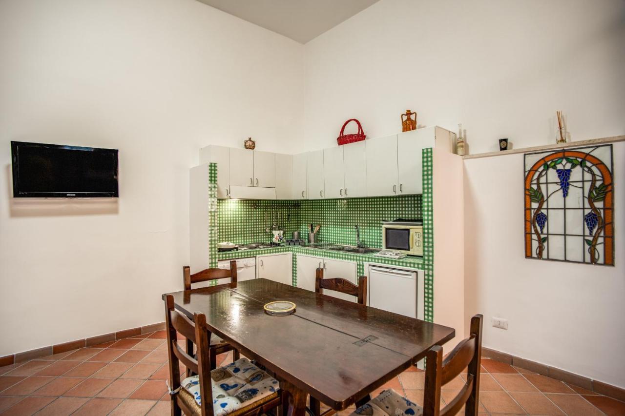 Le Case Di Andrea - Nel Cuore Di Trastevere Rome Bagian luar foto